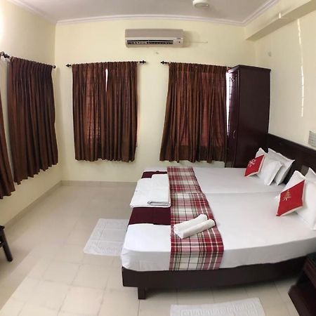 Hotel Mjm Plaza Kochi Zewnętrze zdjęcie