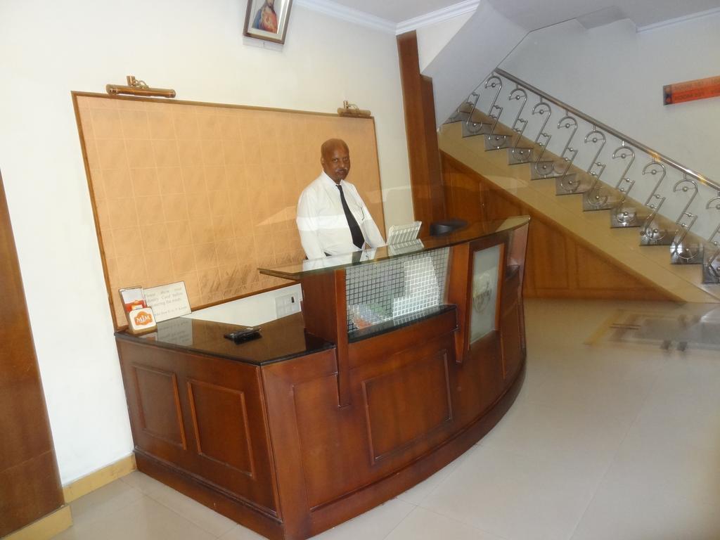 Hotel Mjm Plaza Kochi Zewnętrze zdjęcie